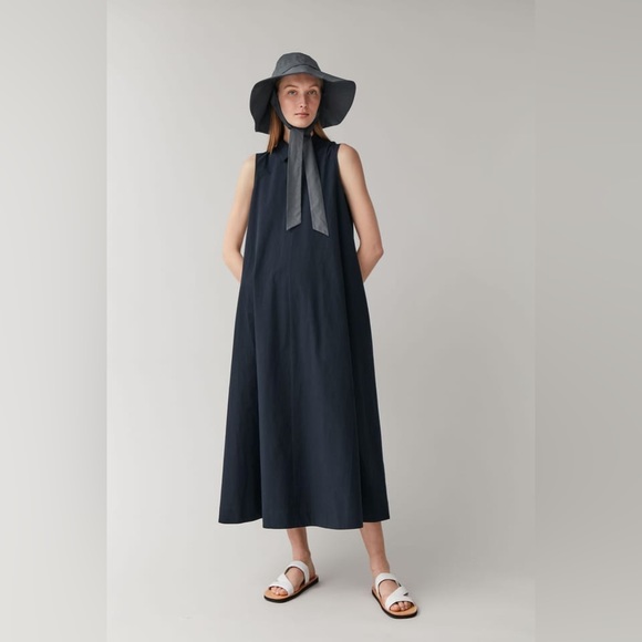 COS Large Brim Hat with Ties - Picture 3 of 3